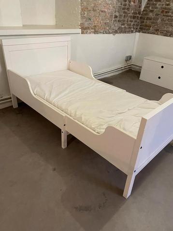 Kinderbed uitschuifbaar Ikea wit, Kinderen en Baby's, Kinderkamer | Bedden, Ophalen, Matras