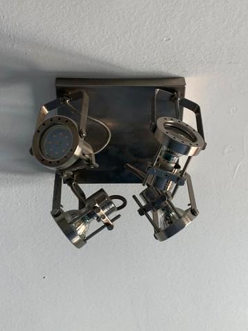 Spotlampen beschikbaar voor biedingen