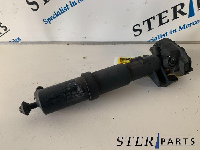 Buse phare d'un Mercedes E-Klasse, Autos : Pièces & Accessoires, Éclairage, Mercedes-Benz, Utilisé, 3 mois de garantie, Enlèvement ou Envoi