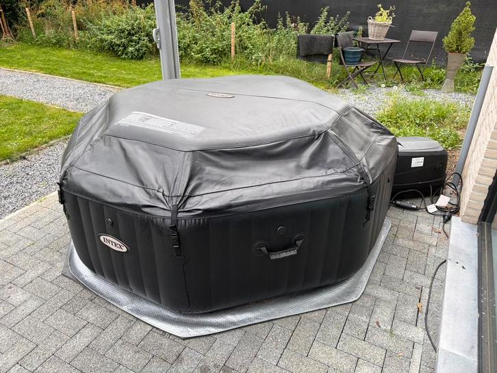 Intex Pure Spa Jet & Bubble Deluxe 6 Persoons Jacuzzi set, Tuin en Terras, Bubbelbaden en Hottubs, Zo goed als nieuw, Ophalen