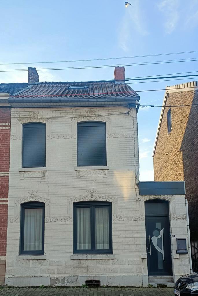 Maison unifamiliale 4ch à rénover, Immo, Huizen en Appartementen te koop, Provincie Luik, 500 tot 1000 m², Tussenwoning, Verkoop zonder makelaar