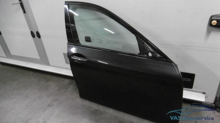 Portier rechtsvoor BMW 5-serie F10 en F11  Sophistogrijs41 0, Auto-onderdelen, Carrosserie, Deur, BMW, Gebruikt, Ophalen of Verzenden
