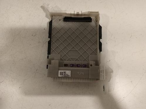 ZEKERINGKAST Corolla Touring Sport (E21 / EH1) (63589313), Auto-onderdelen, Elektronica en Kabels, Toyota, Gebruikt