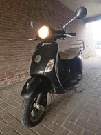 Piaggio vespa lx 50cc B klasse, Fietsen en Brommers, Ophalen of Verzenden