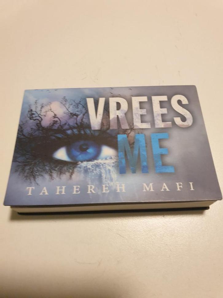 Tahereh Mafi - Vrees me DWARSLIGGER NR 248, Boeken, Kinderboeken | Jeugd | 13 jaar en ouder, Ophalen of Verzenden