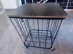 Mand met wielen, Huis en Inrichting, Woonaccessoires | Schalen en Manden, Ophalen, Gebruikt