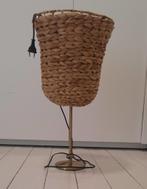 Rotan tafellamp, Ophalen