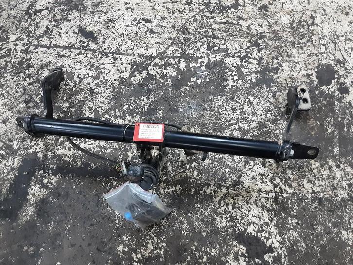 TREKHAAK Citroën Berlingo Multispace (9819989680), Auto-onderdelen, Ophanging en Onderstel, Citroën, Gebruikt