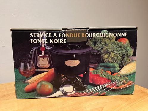 Fonduestel in zwart gietijzer, Huis en Inrichting, Keuken | Keukenbenodigdheden, Nieuw, Ophalen