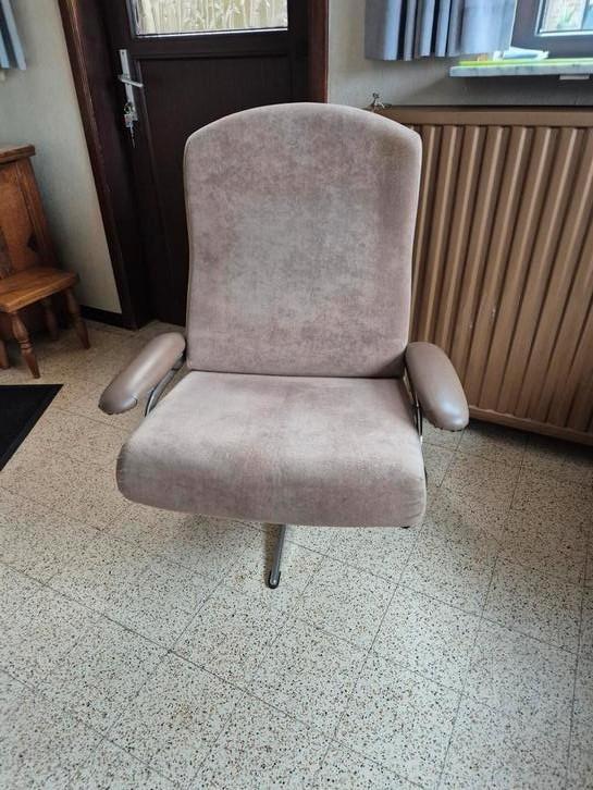 Antieke zetel, Antiek en Kunst, Antiek | Meubels | Stoelen en Sofa's, Ophalen of Verzenden