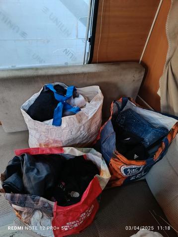 3 Sac de vêtements femme de marque toute taille  beschikbaar voor biedingen