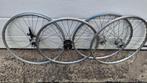 28" aluminium naafdynamo voorwiel SHIMANO fietswielen velo, Ophalen, Zo goed als nieuw, Wiel, Shimano naafdynamo wiel