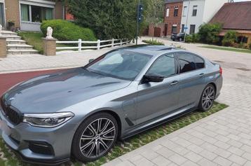 BMW 530e i Performance, Cuir, Carnet d'entretien, Noir, Automatique