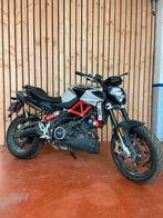 Schadevoertuig Aprilia Shiver 900 - BIEDEN, Motoren, Motoren | Aprilia, Bedrijf, 900 cc, Naked bike