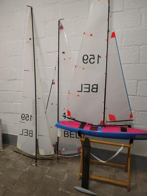 Zeilboot RC klasse M, Hobby en Vrije tijd, Modelbouw | Boten en Schepen, Gebruikt, Ophalen