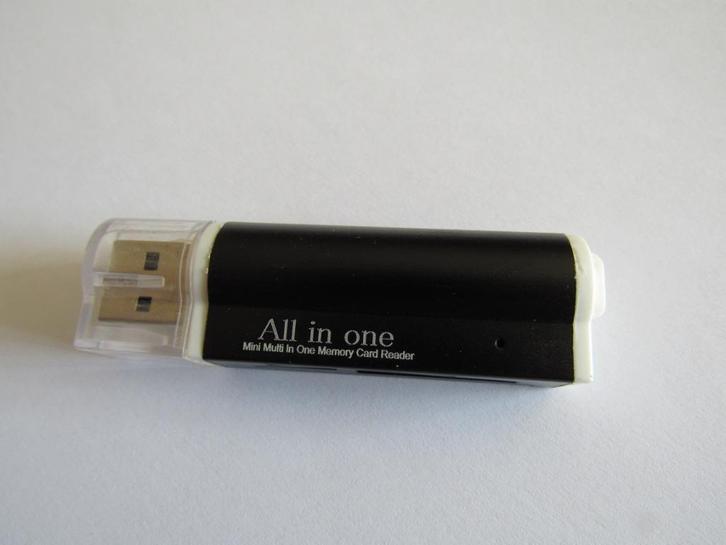4-in-1 kaartlezer voor (micro) SD USB 2.0 nieuw, Computers en Software, Geheugenkaartlezers, Nieuw, Ophalen of Verzenden