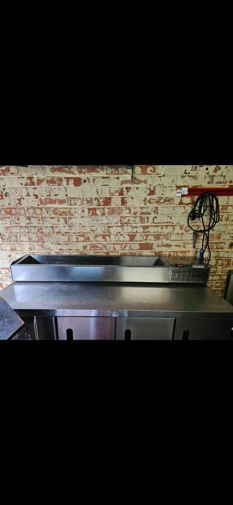 Koelwerkbank en saladette, Zakelijke goederen, Horeca | Keukenapparatuur, Inox Meubilair, Gebruikt, Ophalen