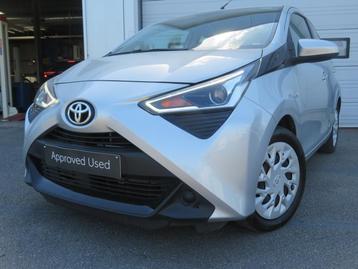Toyota Aygo x-play2, Auto's, Toyota, Automaat, Overige kleuren, 72 pk, 5 deurs
