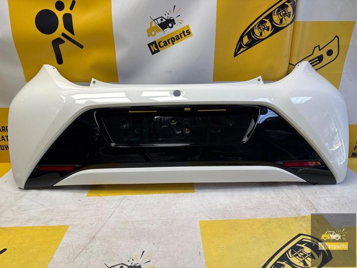 Toyota Aygo b40 Achterbumper 52159-0H061 068 wit 2014-2022, Auto-onderdelen, Carrosserie, Bumper, Toyota, Achter, Gebruikt