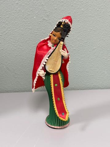 Chinese prinsessenpop die pipa bespeelt fluit pop chinees beschikbaar voor biedingen