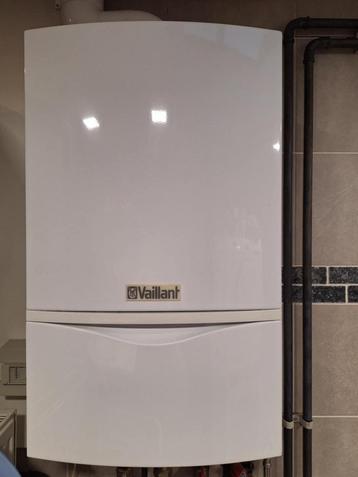 (gereserveerd) Condensatieketel Vaillant Ecotec Plus, Doe-het-zelf en Bouw, Ophalen