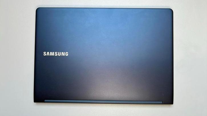 Ultra dunne laptop Intel i7. Windows 11 installed, Informatique & Logiciels, Ordinateurs portables Windows, Comme neuf, 13 pouces