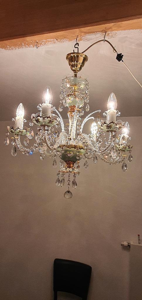 lustre en cristal, porcelaine et antiquité, Antiquités & Art, Antiquités | Éclairage, Enlèvement