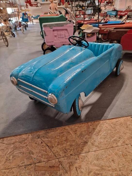 Renault fregate trapauto, Antiek en Kunst, Antiek | Speelgoed, Ophalen