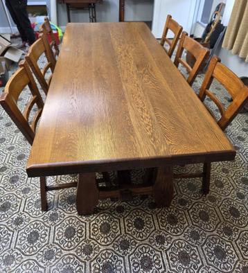 Zware eiken Tafel met 6 Stoelen beschikbaar voor biedingen