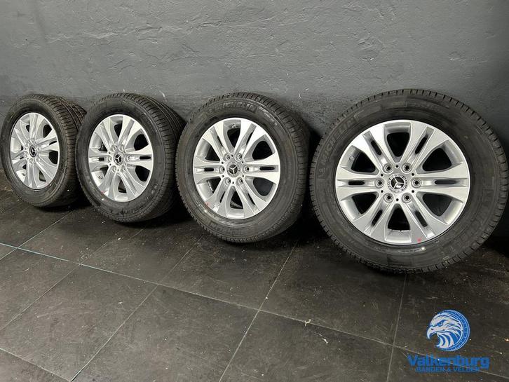 Nieuwe originele Mercedes Sprinter B907 B910 17 inch velgen, Auto-onderdelen, Banden en Velgen, Banden en Velgen, Zomerbanden