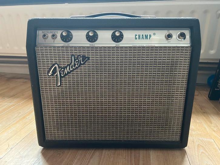 Fender Champ 1976, Musique & Instruments, Amplis | Basse & Guitare, Utilisé, Guitare, Moins de 50 watts, Enlèvement