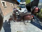 Vespa donkerbruin 250cc, Scooter, 12 t/m 35 kW, Particulier, 4 cilinders