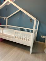 Super tof wit gelakt Bedhuisje incl matras, Kinderen en Baby's, Kinderkamer | Bedden, Ophalen, Gebruikt, Matras