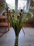 Fleurs artificielles avec un vase, très belles, Maison & Meubles, Accessoires pour la Maison | Plantes & Fleurs artificielles