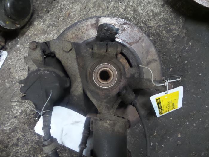 Joint avant gauche d'un Renault Megane Scenic, Autos : Pièces & Accessoires, Suspension & Châssis, Utilisé, 3 mois de garantie