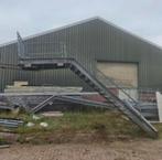 3x Stalen trap galva ca. 340 en 360cm hoog met bordes., Doe-het-zelf en Bouw, Ophalen, Gebruikt