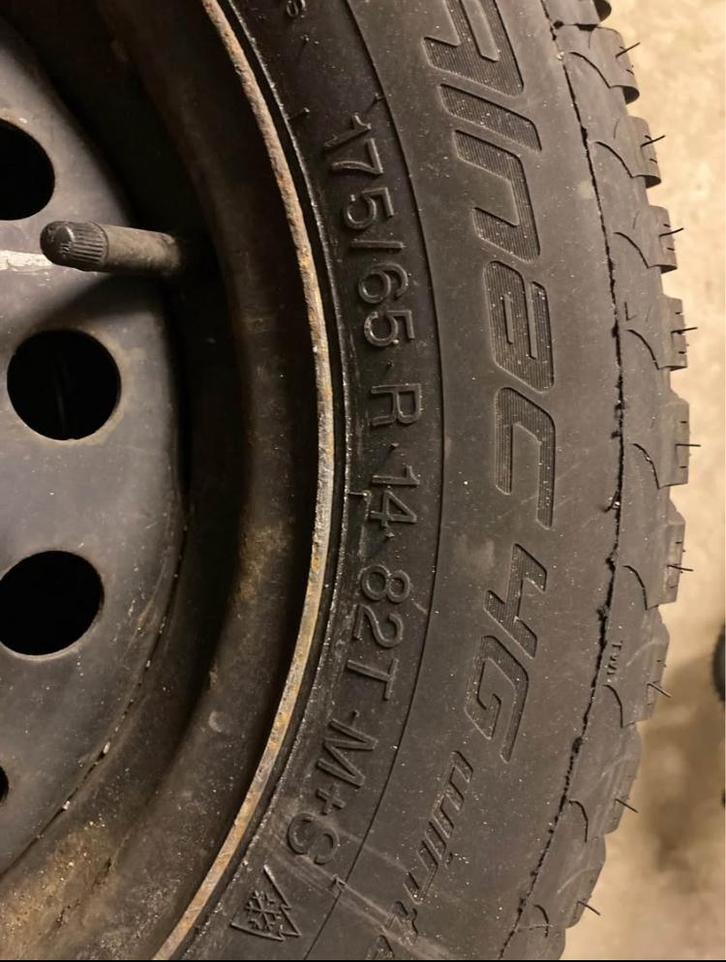 Set pneu Hiver sur jante, Autos : Pièces & Accessoires, Pneus & Jantes, Pneus et Jantes, Pneus hiver, 14 pouces, 175 mm, Neuf