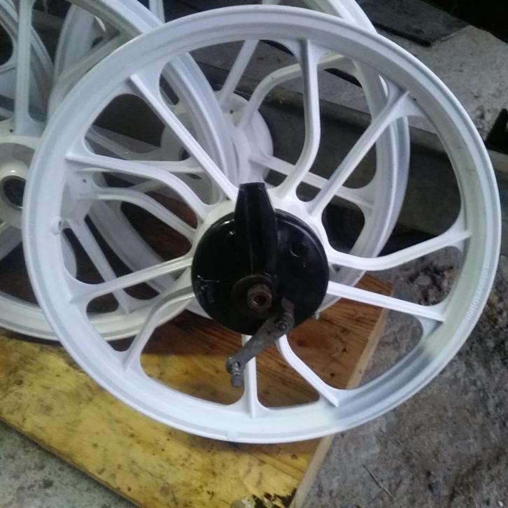 Velg -3 16 p Oude bromfiets Peugeot Tomos Puch Zundapp, Fietsen en Brommers, Brommeronderdelen | Algemeen, Zo goed als nieuw, Ophalen of Verzenden