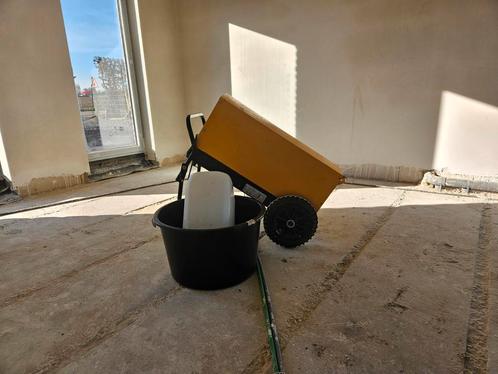 Deshumidificateur à louer, Doe-het-zelf en Bouw, Reinigingsmachines, Zo goed als nieuw, Ophalen