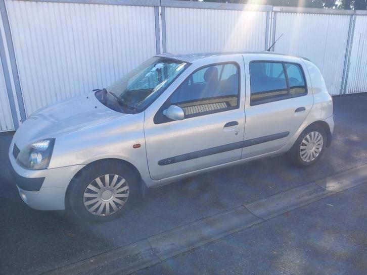 Renault clio 1.2i 175dkm gekeurd voor verkoop, Auto's, Renault, Particulier, Clio, ABS, Adaptieve lichten, Airbags, Centrale vergrendeling