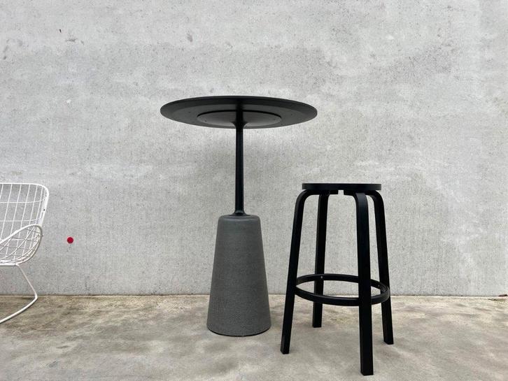 MDF Italia Rock statafel, 15X, Huis en Inrichting, Tafels | Statafels, Nieuw, Ophalen of Verzenden