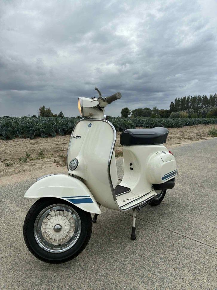 Vespa primavera ET3 - motorisch nieuw! 2500km, Motoren, Motoren | Piaggio, Particulier, Scooter, 11 kW of minder, 1 cilinder, Minimaal motorrijbewijs A1