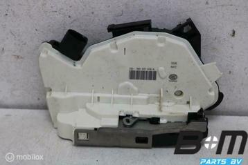 Portierslot rechtsachter VW Tiguan 5N 5N1839016N beschikbaar voor biedingen