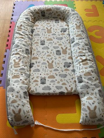 Nid pour bébé comme neuf beschikbaar voor biedingen