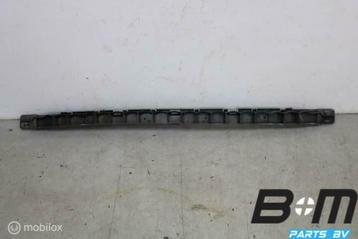 Achterbumpergeleider midden VW Polo 9N 3drs 6Q6807863