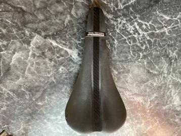 Selle tune speedneedle beschikbaar voor biedingen