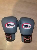 14 Oz Twins Kickboks Bokshandschoenen Twins BGVL 3 Grijs, Ophalen, Zo goed als nieuw, Vechtsportbescherming