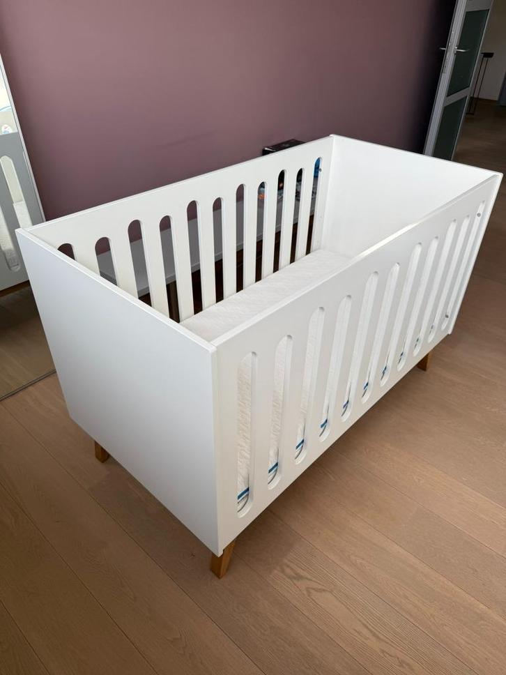 Quax Trendy meegroeibed 140x70cm wit, Kinderen en Baby's, Kinderkamer | Bedden, Zo goed als nieuw, 140 tot 160 cm, 70 tot 85 cm