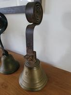 Zeldzame oude grote bronzen bel nummer 24, Antiek en Kunst, Antiek | Brons en Koper, Ophalen of Verzenden, Brons