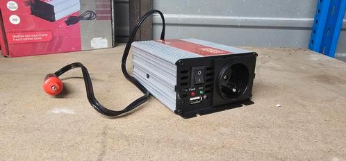 Carpoint omvormer 12V to 230V 150Watt Nieuw, Caravans en Kamperen, Mobilhome-accessoires, Zo goed als nieuw, Ophalen of Verzenden